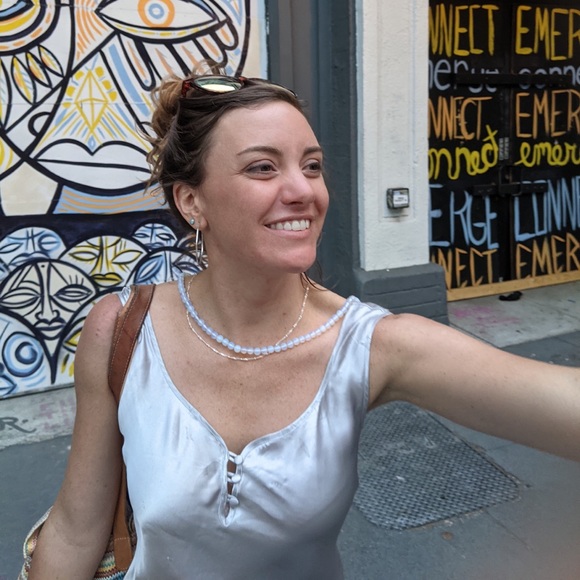 Meet your Posher, Hanna - Picture 1 of 1